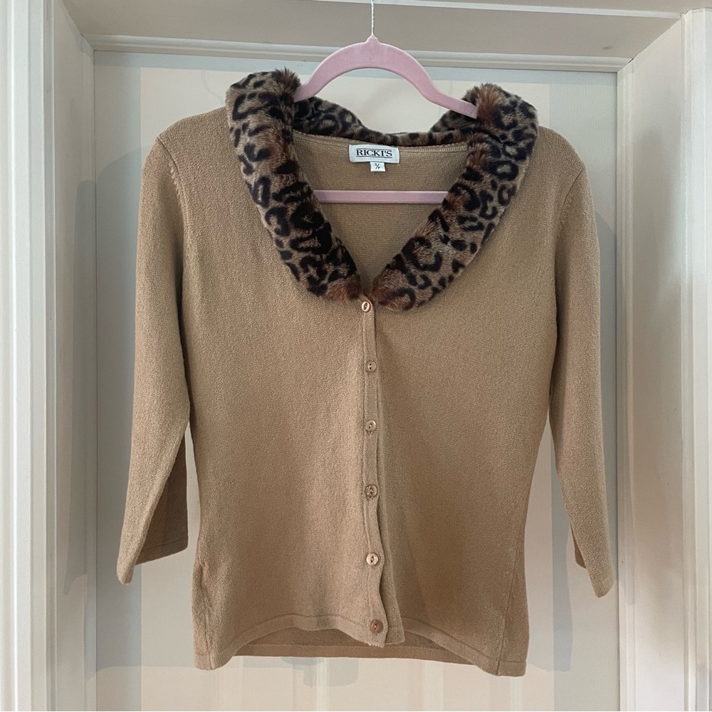 Ricki's Camel Button Down Cardigan with Faux Fur Leopard Print Collar Small
